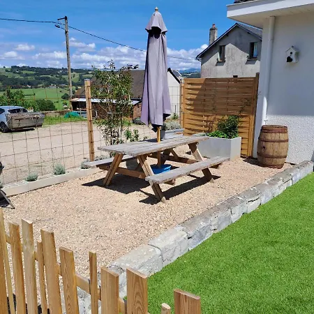 Ferienhaus Puy Chavaroche Met Uniek Uitzicht