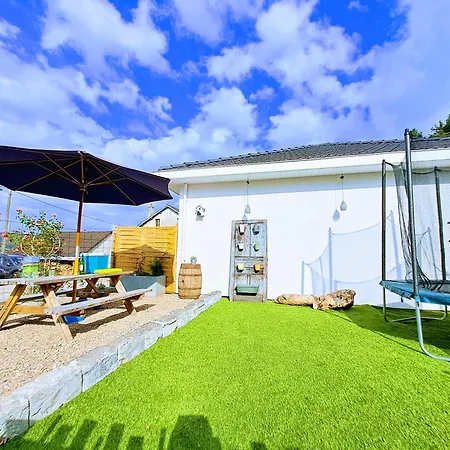 Puy Chavaroche Met Uniek Uitzicht بيت للعطل